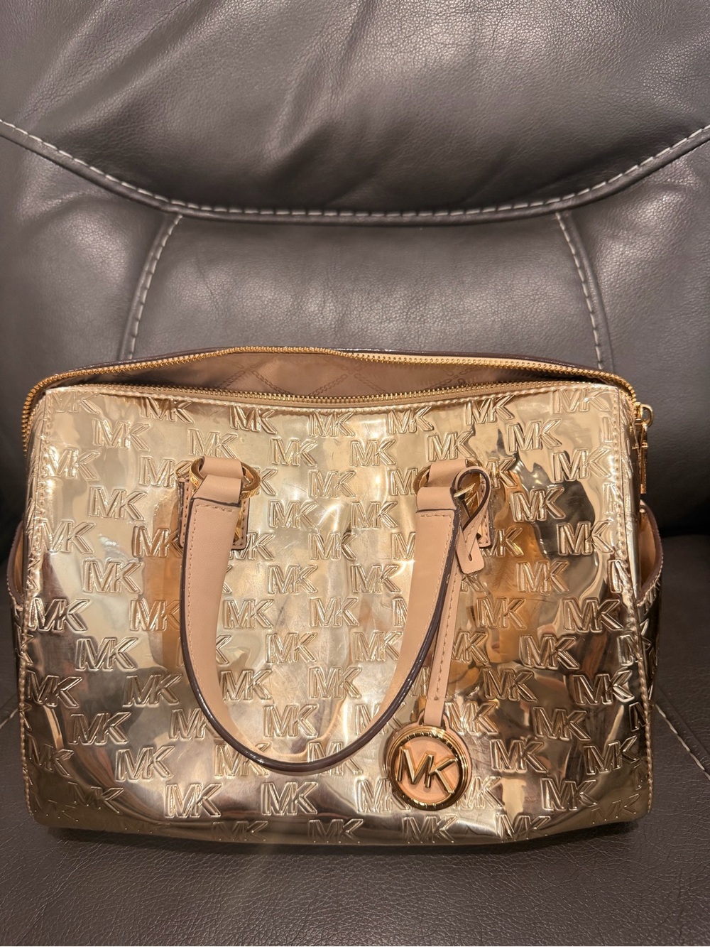 MICHAEL KORS Medium Grayson Gold Satchel BAG WITH ALL OVER EMBOSSED LOGO